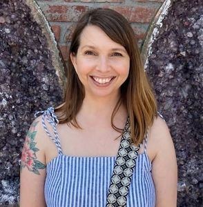 Meet your Posher, Justine